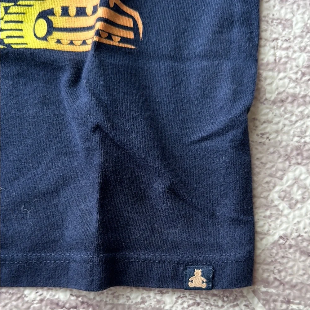 Baby Gap Brannan’s Favorites Excavator Tee - size 2T - Picture 6 of 9